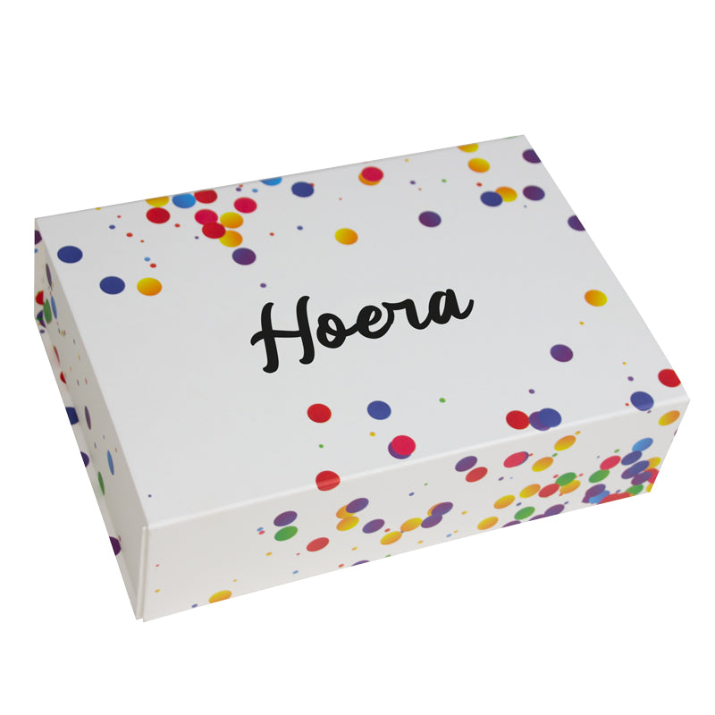 Confetti dozen met magneetsluiting - Hoera